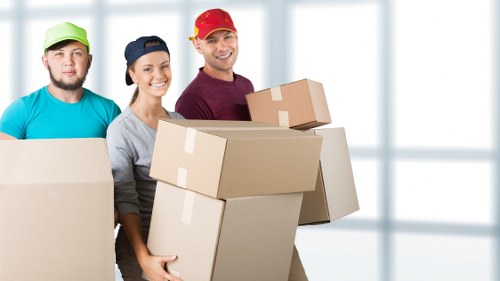 Local moving specialists managing a flat removal in Roehampton