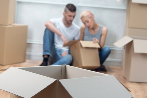 Local man with van service in Roehampton for flat and office moves
