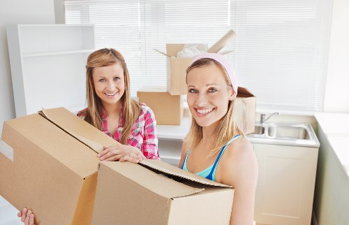 Professional help for student removals in Roehampton near university housing